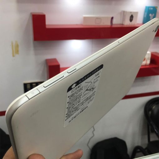 Kyocera Qua Tab Qz10 ( KYT33) - 10.0" Inch Display - WiFi - 3GB Ram - 32GB Rom