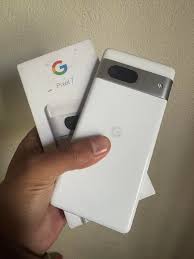 Google Pixel 7| 8GB Ram | 128GB storage | Dual sim approved | best phone for photography |With box and original charger